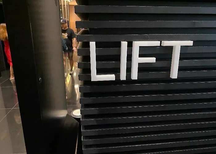 Апартаменты Cosmo Nest Air Skyline One Br Makati 2270 Gym Swim Park 300 Mbps *