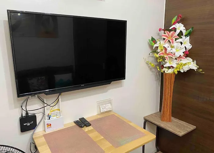 Cosmo Nest Air Skyline One Br Makati 2270 Gym Swim Park 300 Mbps